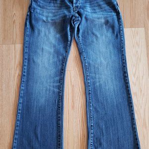 Lucky Brand Regular Inseam Bootcut Jeans